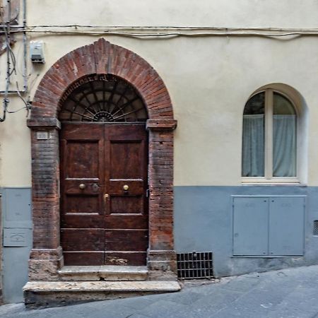 Pearl N°5 Apartment Siena Exterior foto